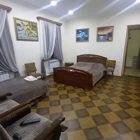Alex B&B Kapan 外观 照片