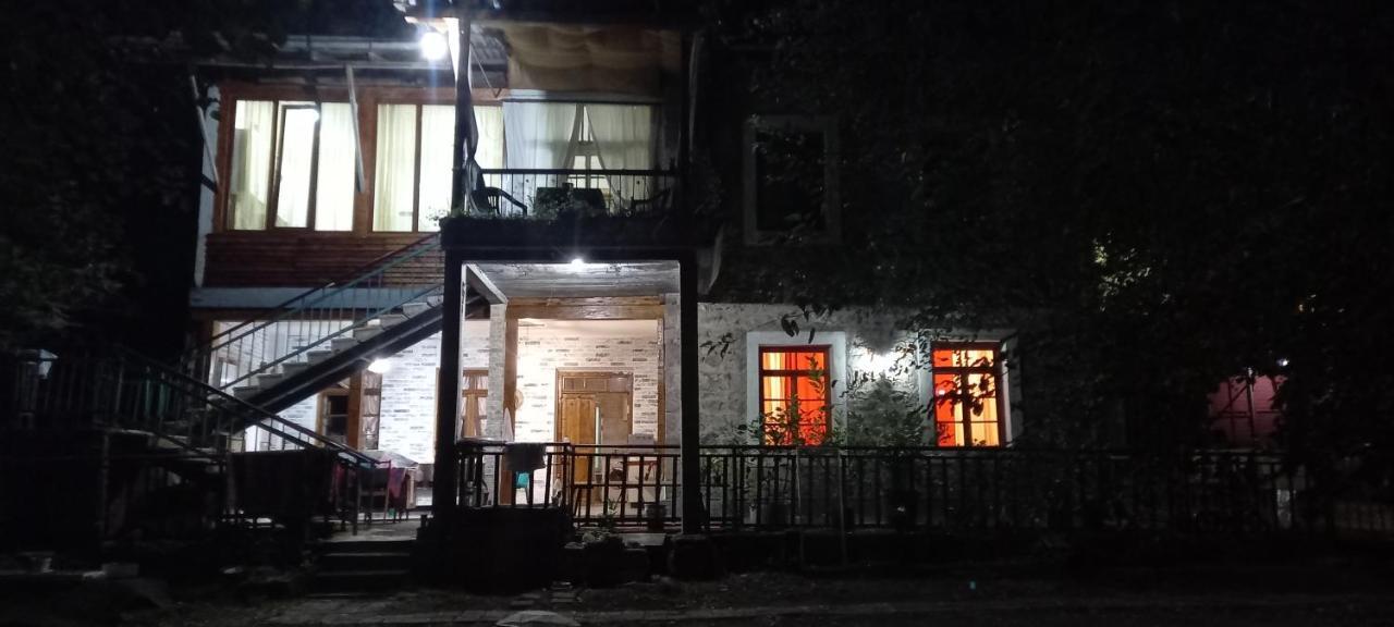 Alex B&B Kapan 外观 照片